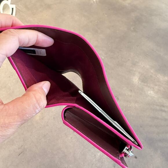 Best Price‼️Marc Jacobs 4S5SMP005S01 Mini Compact Wallet HOT PINK - Picture 5 of 7